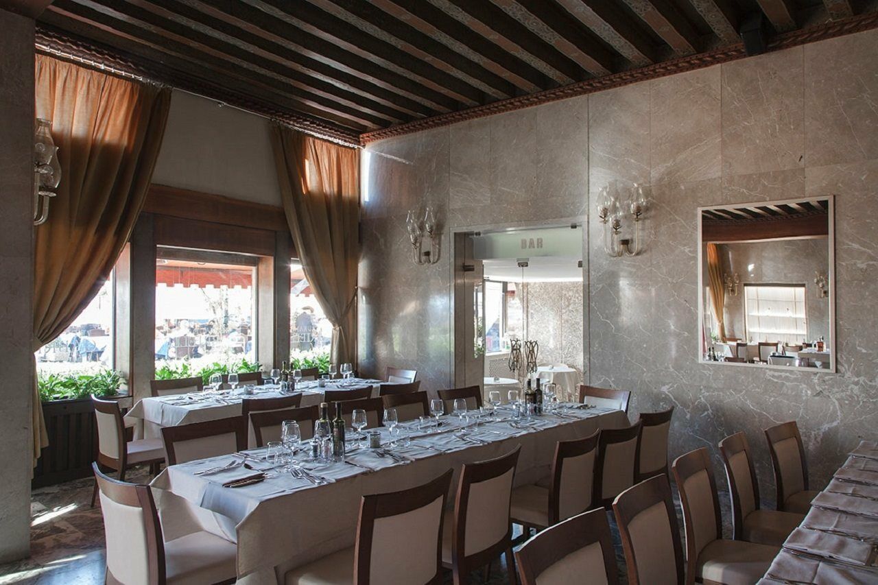 Hotel Gabrielli Venezia - Starhotels Collezione Exterior photo Restaurant "La Pergoletta"